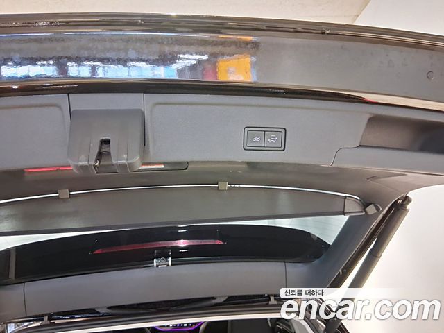 Volkswagen Touareg 2024 — photo 14