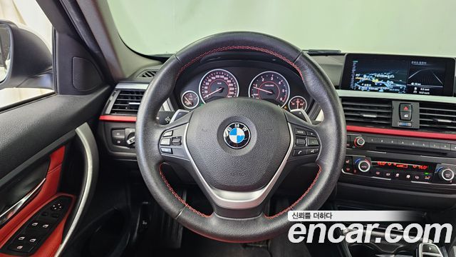 BMW 3-Series 2015 — photo 13