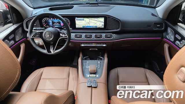 Mercedes-Benz GLE-Class 2025 — photo 10