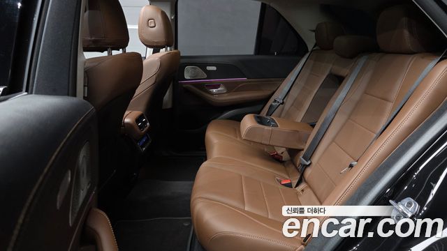 Mercedes-Benz GLE-Class 2025 — photo 18