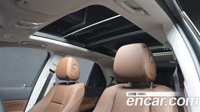 Mercedes-Benz GLE-Class 2025 — photo 24