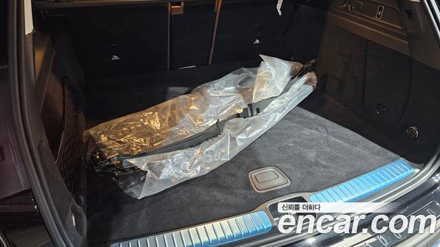 Mercedes-Benz GLE-Class 2025 — photo 31