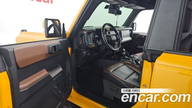 Ford Bronco 2022 — photo 13
