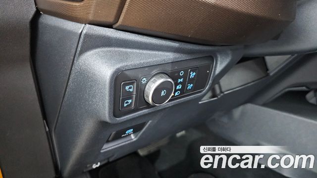 Ford Bronco 2022 — photo 22