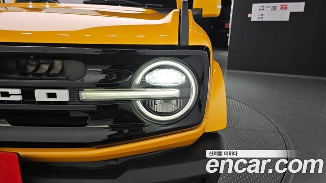 Ford Bronco 2022 — photo 8