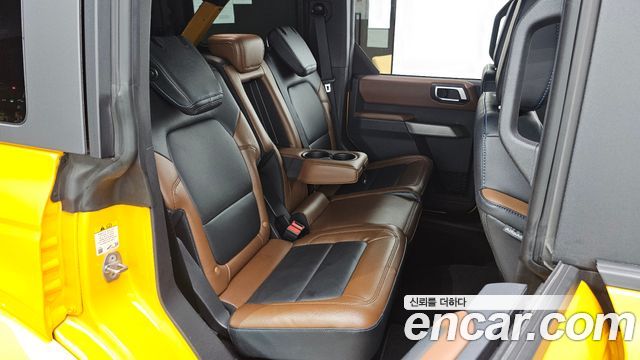 Ford Bronco 2022 — photo 16