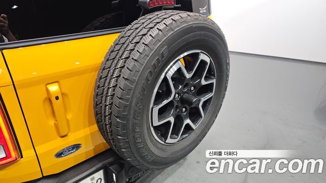 Ford Bronco 2022 — photo 30