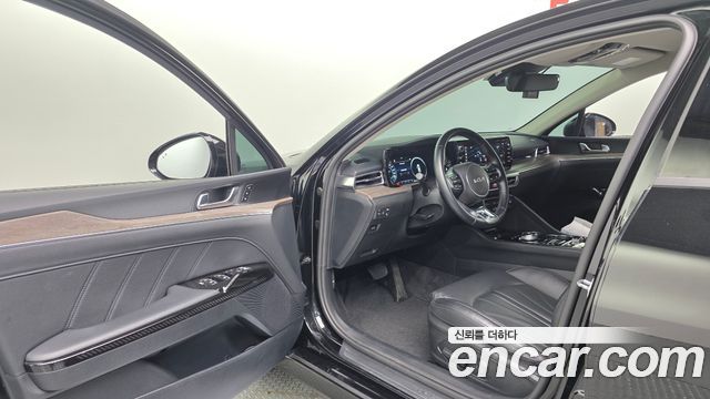 Kia K5 2023 — photo 18