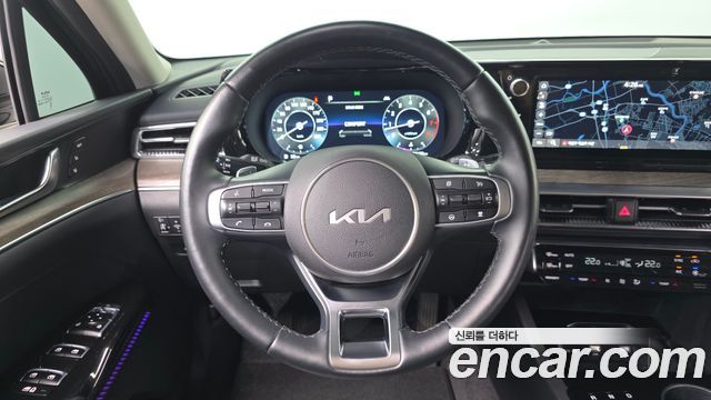 Kia K5 2023 — photo 20