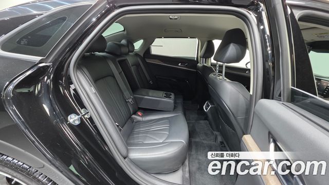 Kia K5 2023 — photo 25