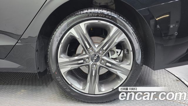 Kia K5 2023 — photo 7
