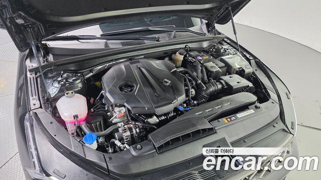 Kia K5 2023 — photo 31