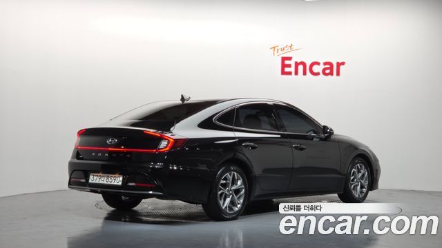Hyundai Sonata 2022 — photo 2