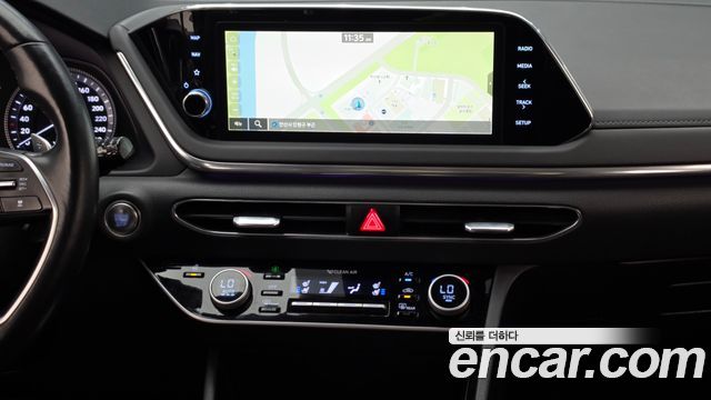 Hyundai Sonata 2022 — photo 20
