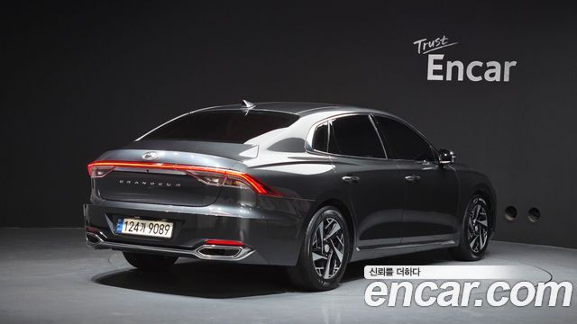 Hyundai Grandeur 2022 — photo 2