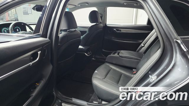 Hyundai Grandeur 2022 — photo 17