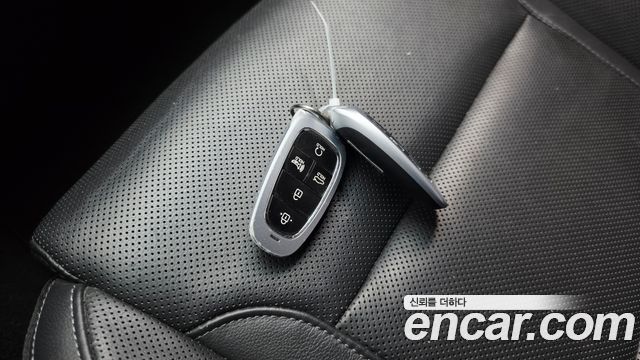 Hyundai Grandeur 2022 — photo 30