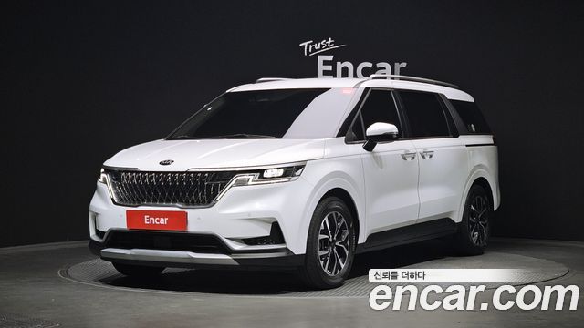 Kia Canival 2021 — photo 1