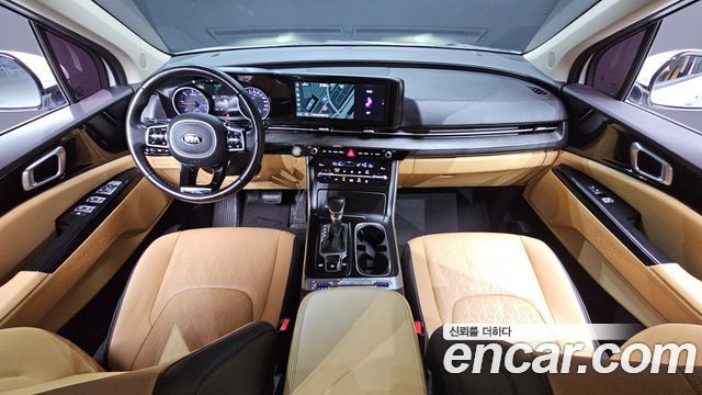 Kia Canival 2021 — photo 7