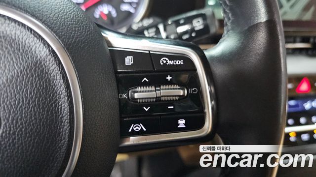 Kia Canival 2021 — photo 15