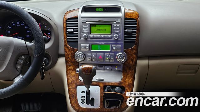 Kia Canival 2014 — photo 14