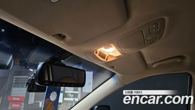 Kia Canival 2014 — photo 16