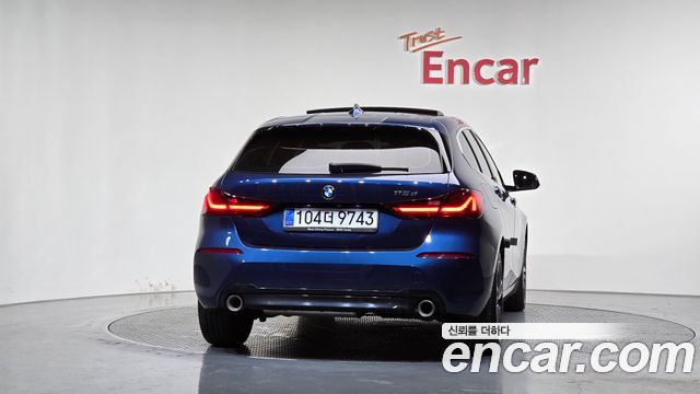 BMW 1-Series 2021 — photo 4