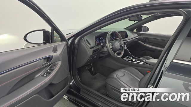 Hyundai Sonata 2021 — photo 13