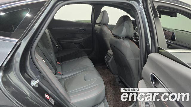 Hyundai Sonata 2021 — photo 17