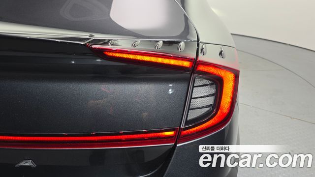 Hyundai Sonata 2021 — photo 9