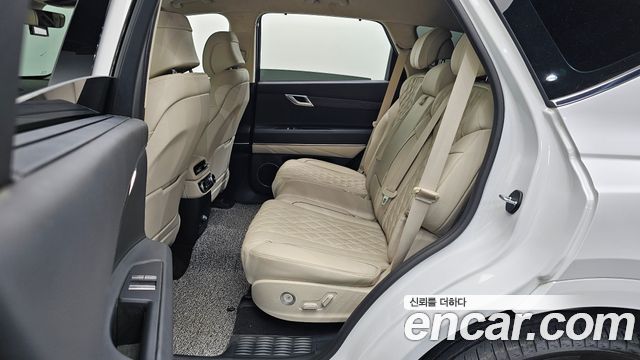 Genesis GV80 2023 — photo 17