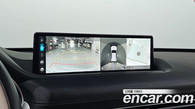 Genesis GV80 2023 — photo 21