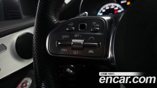 Mercedes-Benz GLC-Class 2022 — photo 24