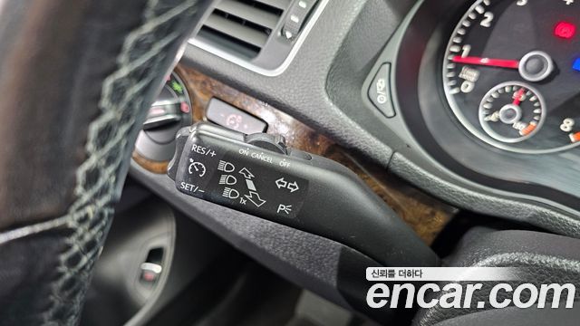 Volkswagen Passat 2015 — photo 16