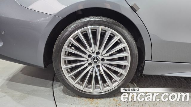 Mercedes-Benz C-Class 2022 — photo 5