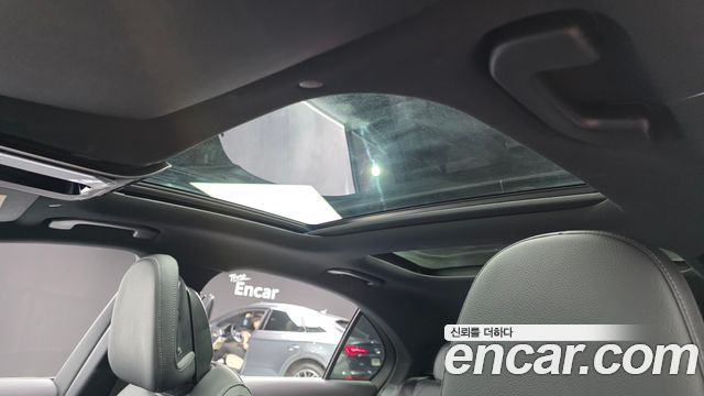 Mercedes-Benz C-Class 2022 — photo 22
