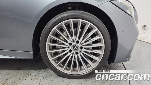 Mercedes-Benz C-Class 2022 — photo 7
