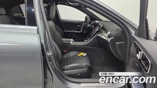 Mercedes-Benz C-Class 2022 — photo 16