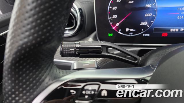 Mercedes-Benz C-Class 2022 — photo 28