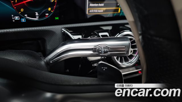 Mercedes-Benz CLA-Class 2020 — photo 9
