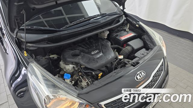Kia pride 2013 — photo 6
