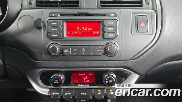 Kia pride 2013 — photo 18
