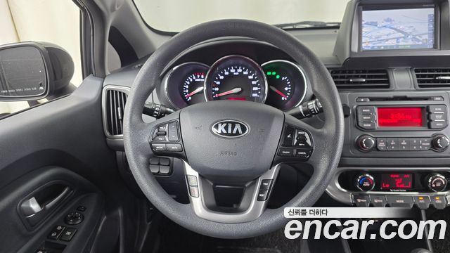 Kia pride 2013 — photo 20