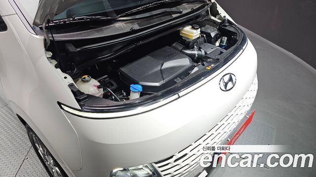 Hyundai Staria 2022 — photo 6