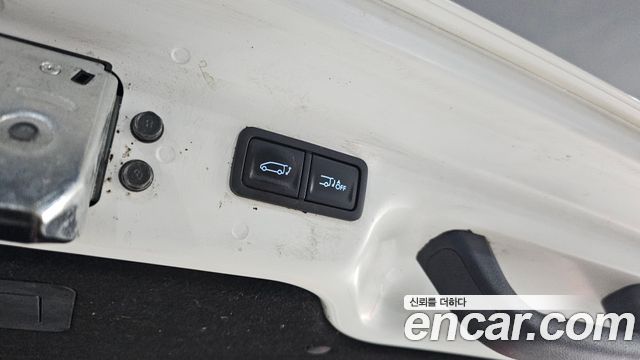 Hyundai Staria 2022 — photo 23