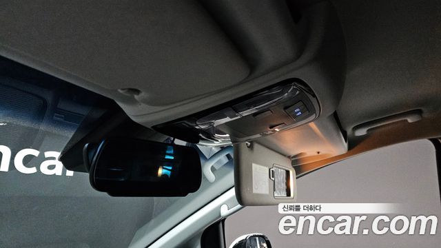 Hyundai Staria 2022 — photo 26