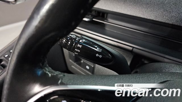 Hyundai Staria 2022 — photo 30