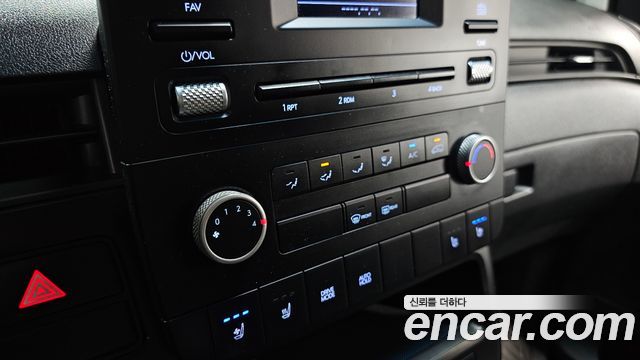 Hyundai Staria 2022 — photo 32