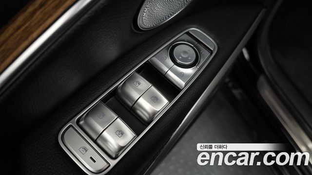 Kia K9 2022 — photo 27