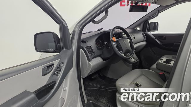 Hyundai Starex 2015 — photo 10